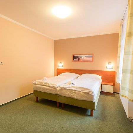 Hotel Na Kocande Zeliv Екстер'єр фото