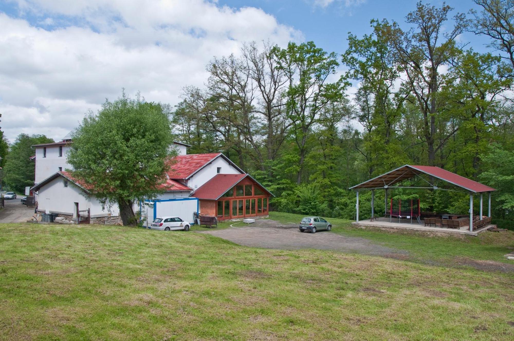 Hotel Na Kocande Zeliv Екстер'єр фото