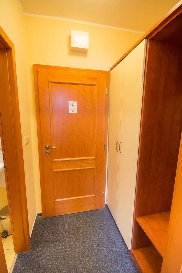 Hotel Na Kocande Zeliv Екстер'єр фото