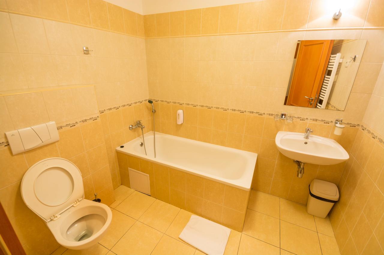 Hotel Na Kocande Zeliv Екстер'єр фото