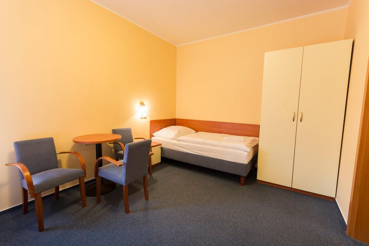 Hotel Na Kocande Zeliv Екстер'єр фото