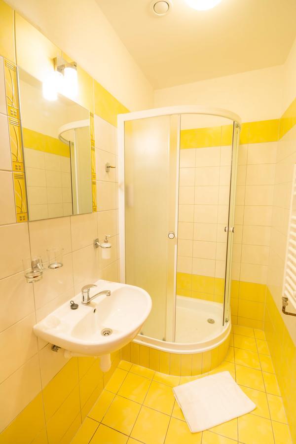 Hotel Na Kocande Zeliv Екстер'єр фото